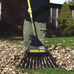 Clog-Free Poly Leaf Rake 6 Clog-Free Poly Leaf Rake -Garden Store 1906300 2 1