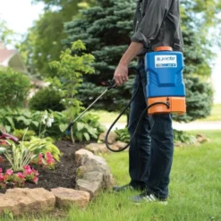 Jacto 2 Gallon Battery Powered Shoulder Carry Sprayer -Garden Store pjb 8c 3