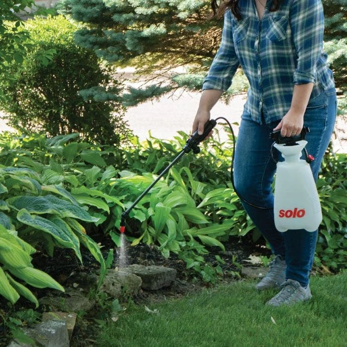 Solo Multi-Purpose 1 Gallon Handheld Sprayer 2 Solo Multi-Purpose 1 Gallon Handheld Sprayer - Image 2